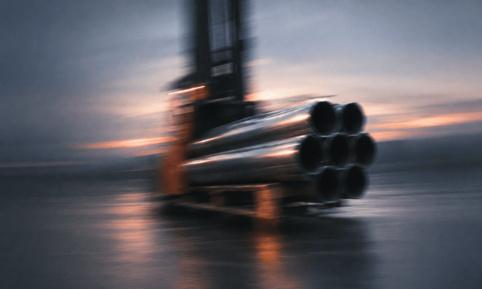 Industrial setting for pipe, valves & fittings